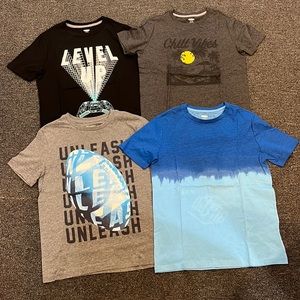 Boys old navy t-shirts